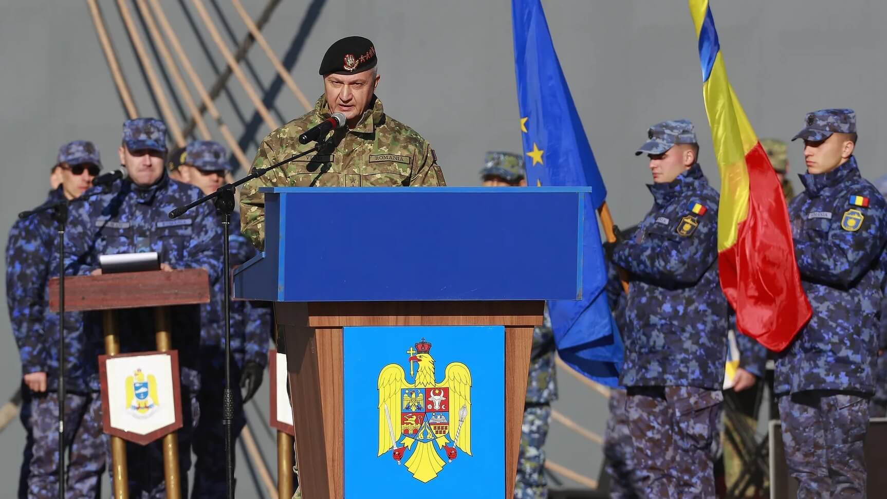 He wont stop in Ukraine. The head of the Romanian army calls for preparations for war with Putin