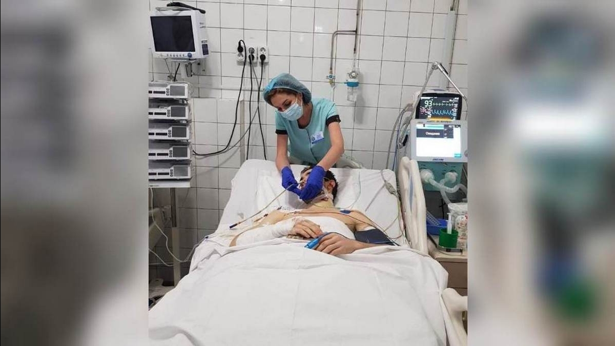 Dnipro doctors saved the 20-year-old Defender with a fragment in the carotid artery