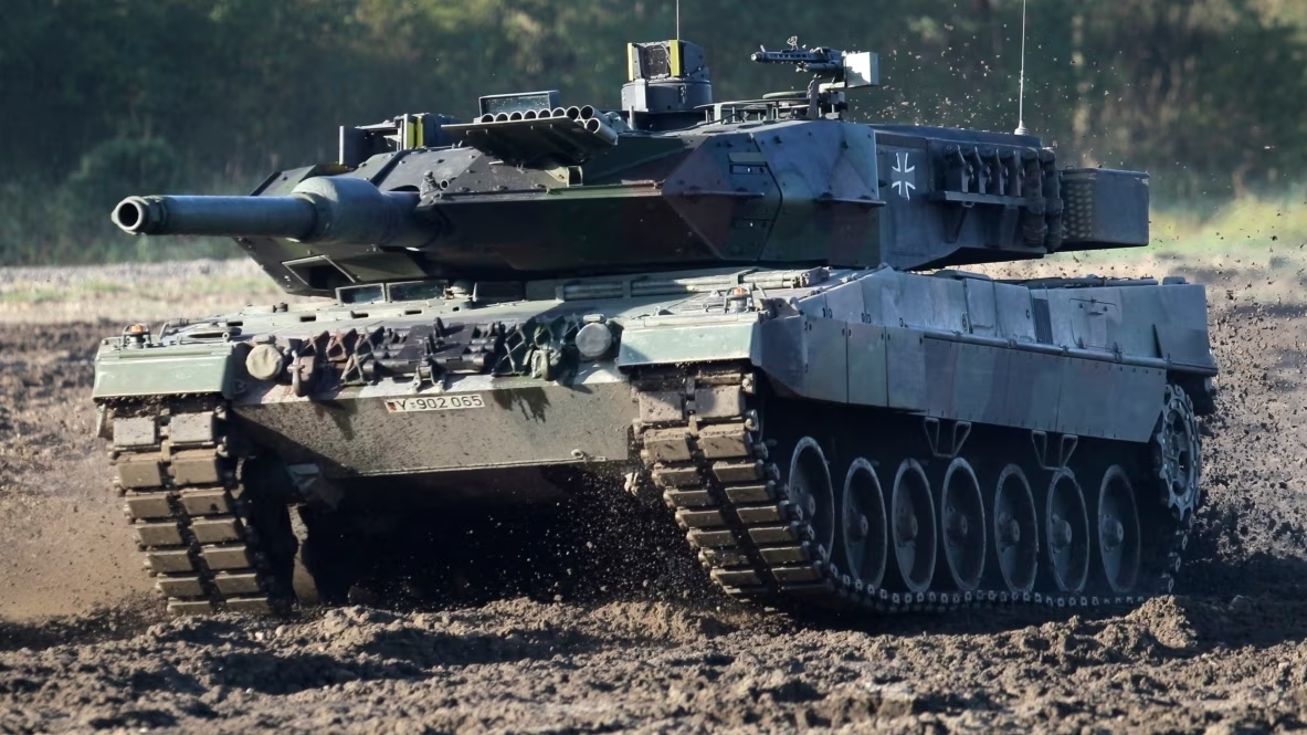 Ukraine may receive additional Leopard 2A4 tanks from Spain