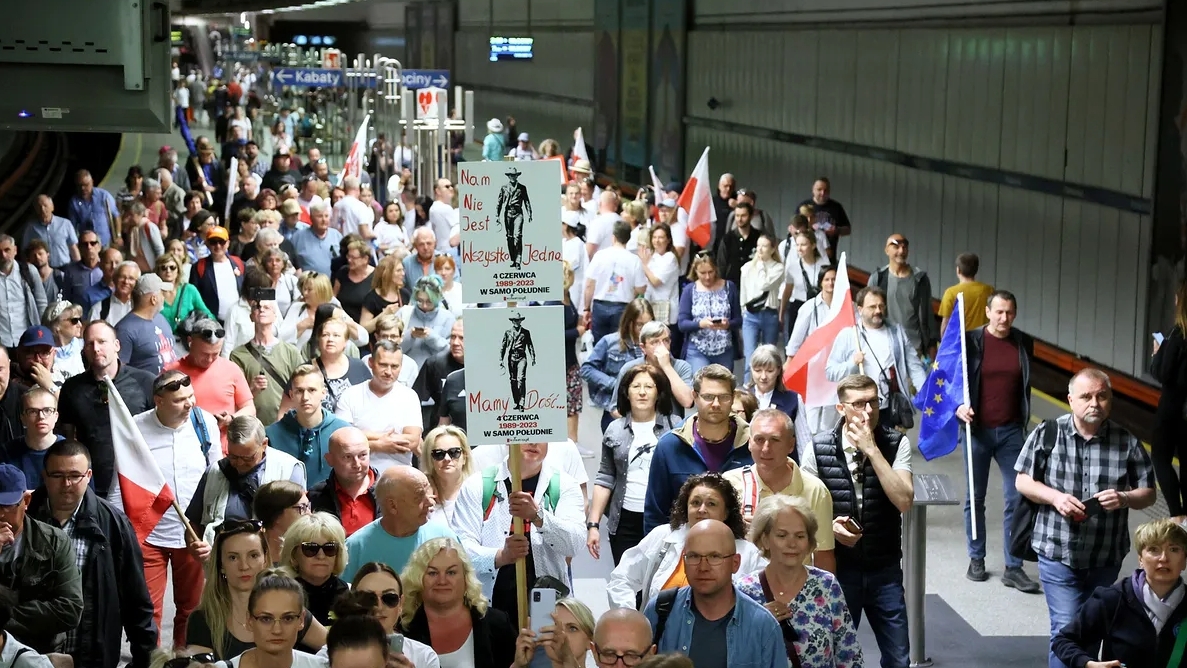 Protest on June 4 in Warsaw. Opposition event in the center of the capital