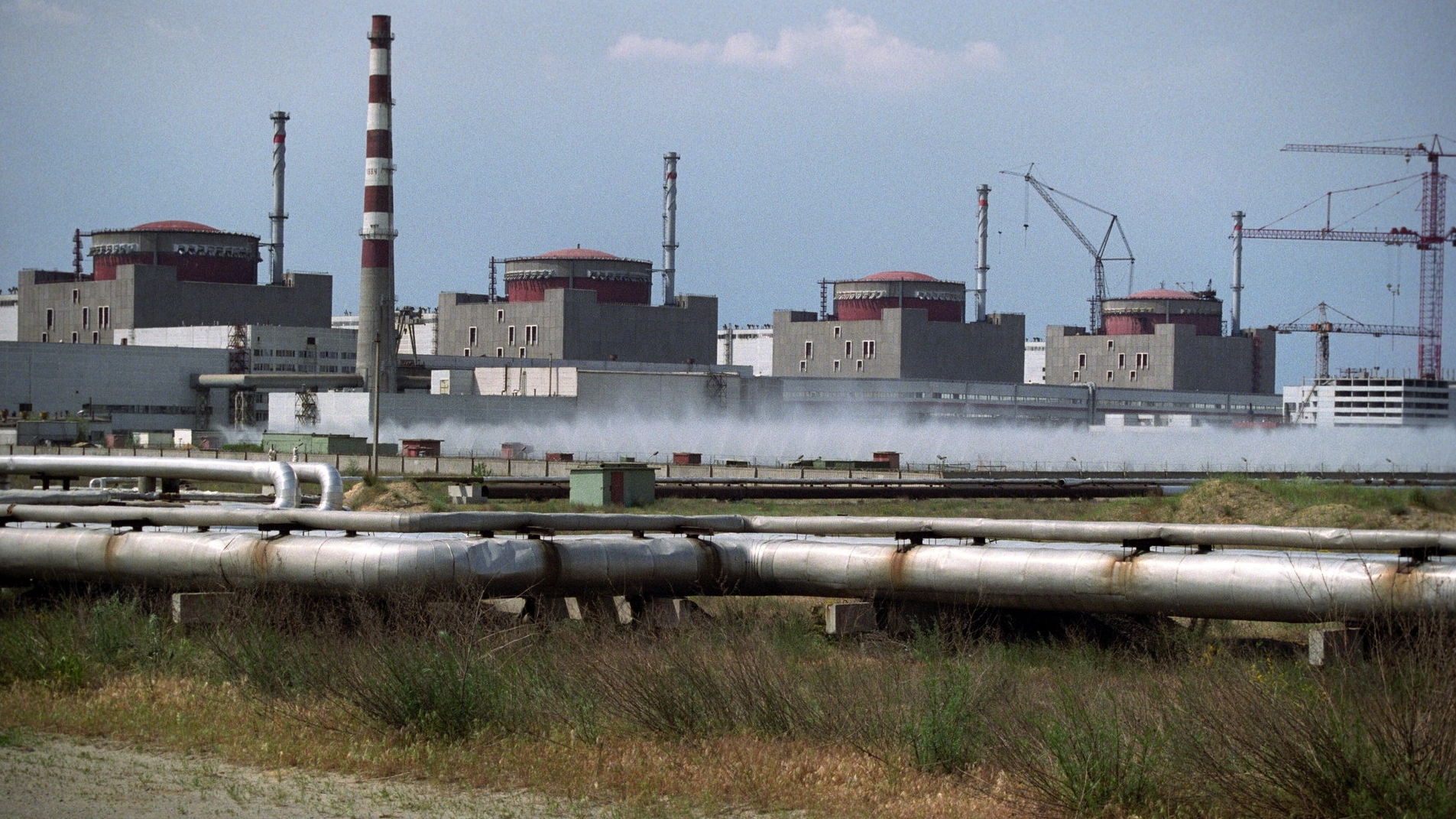 What is happening at the Zaporizhzhya NPP after the Russians blew up the Kakhovskaya HPP