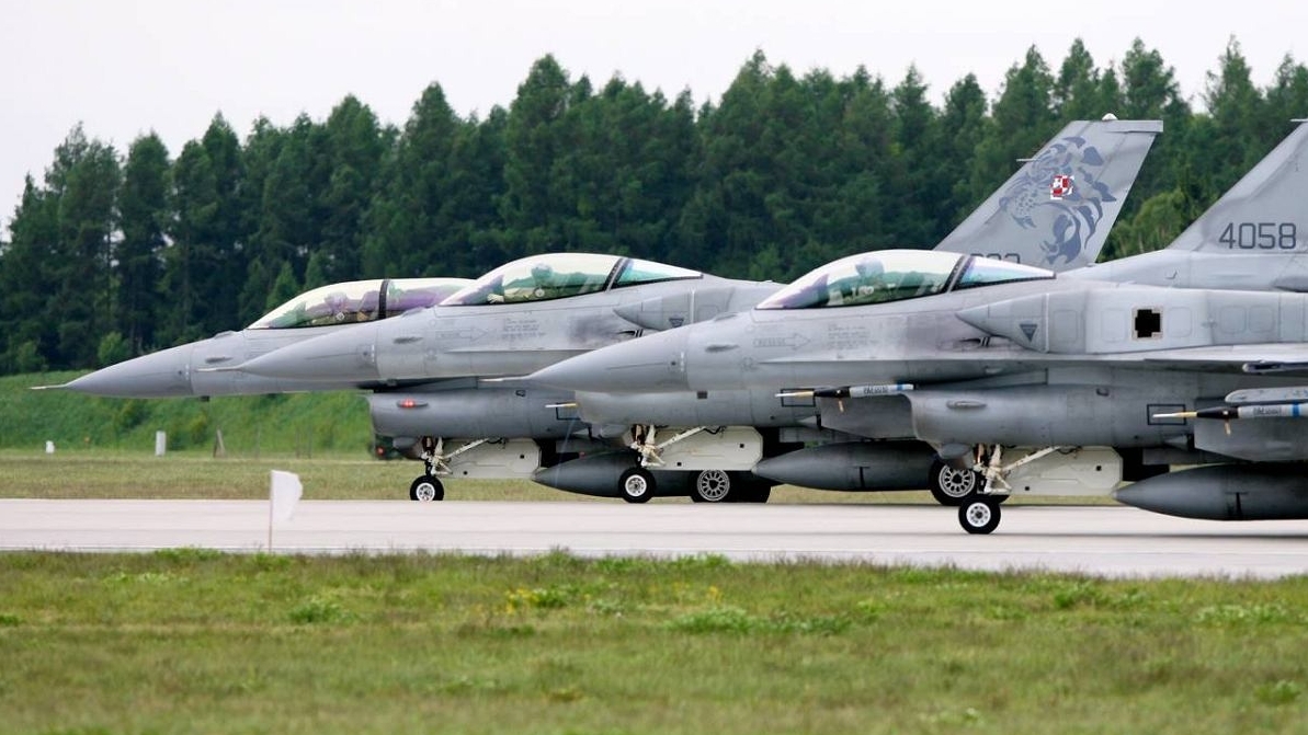 We will get several dozen F-16 fighters. Little. Ukraine needs about 150