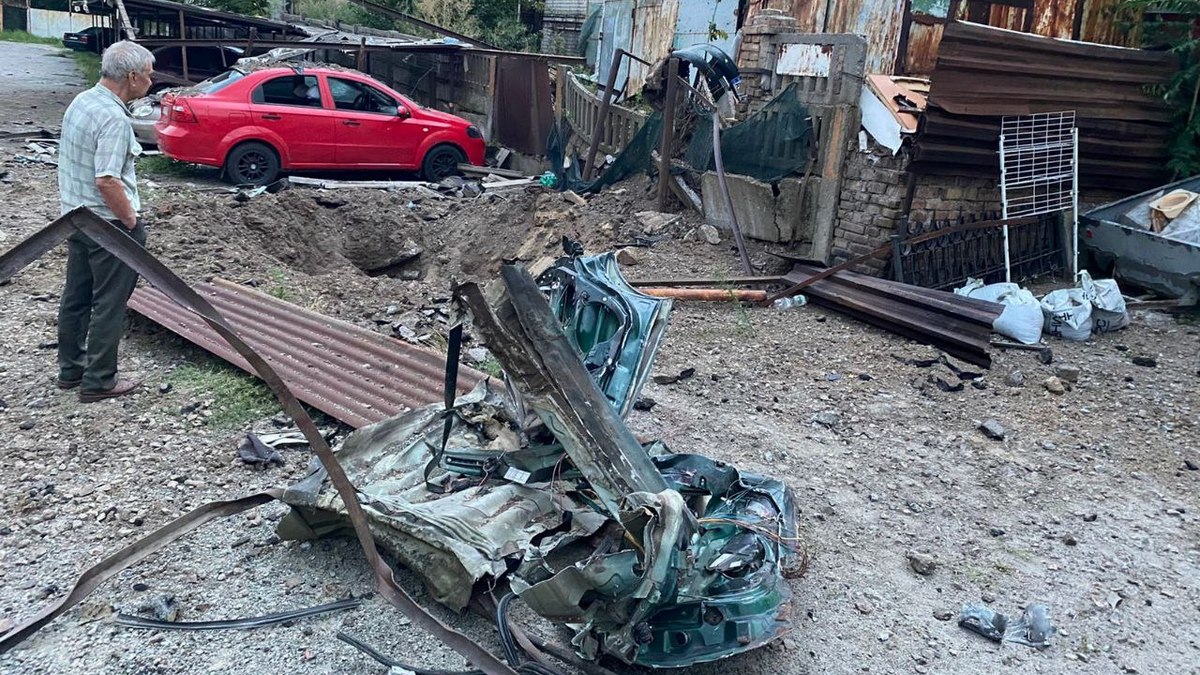 In Nikopol, another dead person was recovered from the rubble