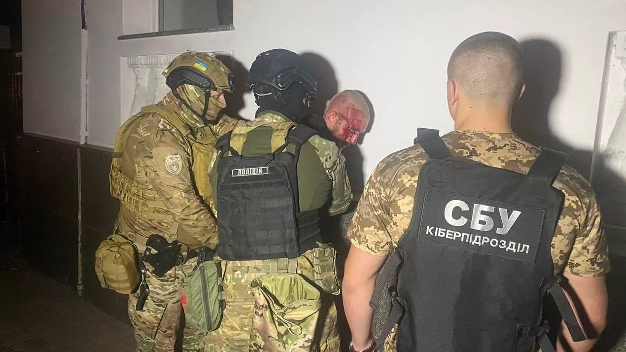 The Security Service of Ukraine, together with the police, detained fitness trainer and blogger Roman Zavoloka in Poltava