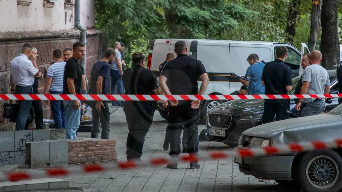 In Dnipro, a policeman shot a Jaguar passenger in front of children: all that is known about the incident