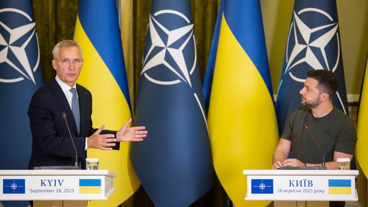 Stoltenbergs sudden visit to Kyiv. Joining NATO is a matter of time