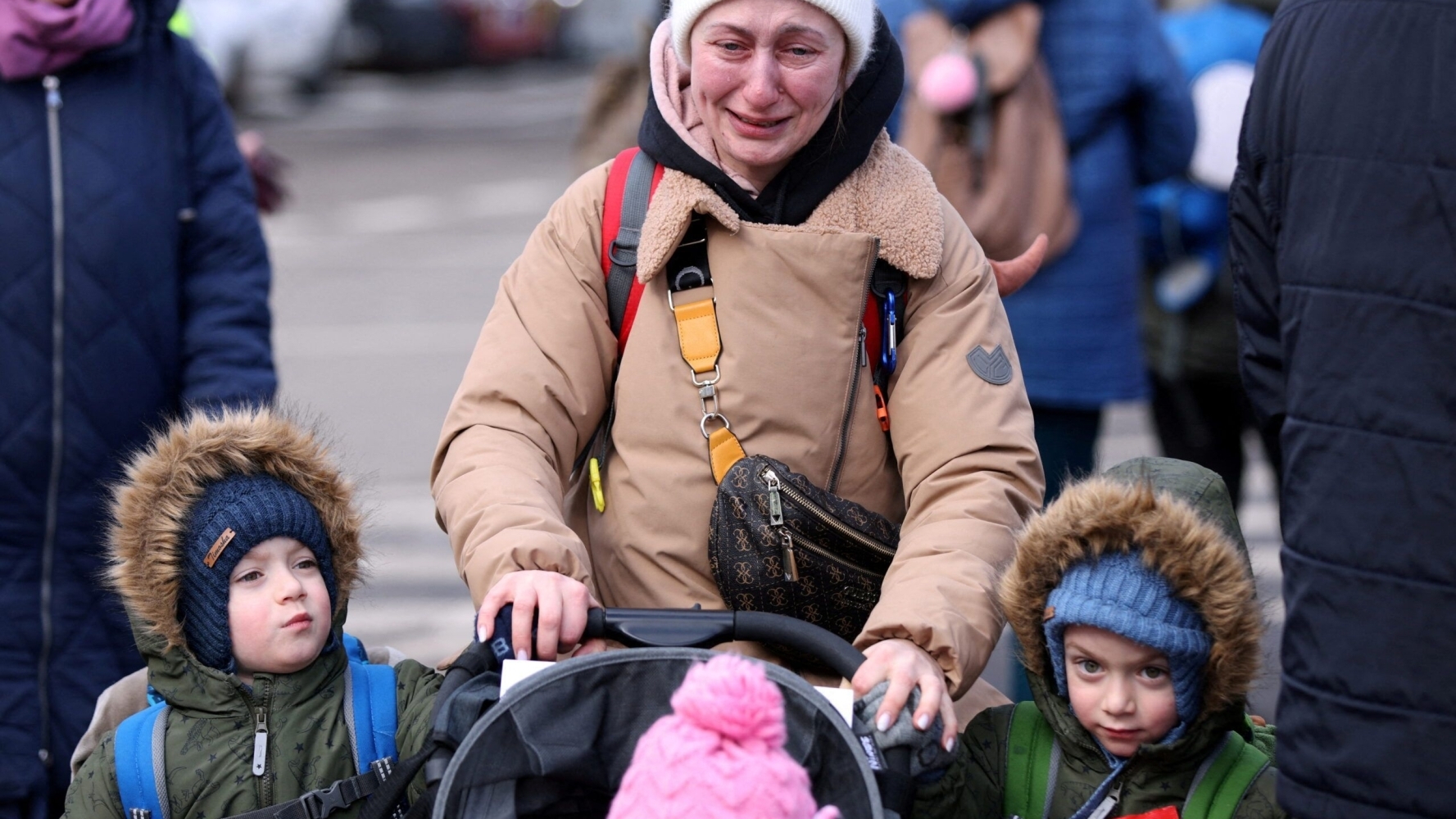Щодня до Дніпра та області прибуває кілька тисяч нових біженців
