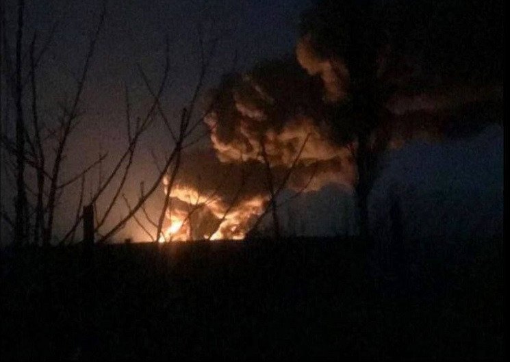 На Дніпропетровщині окупанти обстріляли район під Нікополем: Виникла п