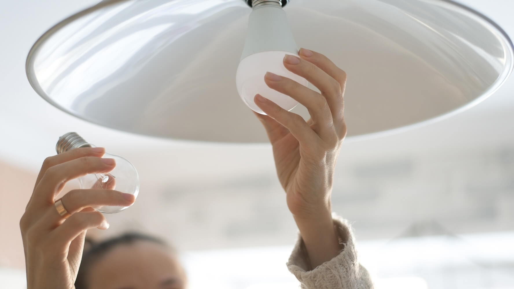 Чи справді світлодіодні лампи економічні та чи зменшаться ваші рахунки за електроенергію?
