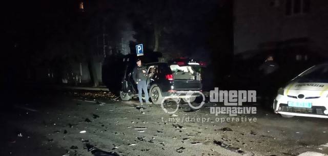 На перехресті у Дніпр зіткнулися BMW та Volkswagen: постраждало двоє