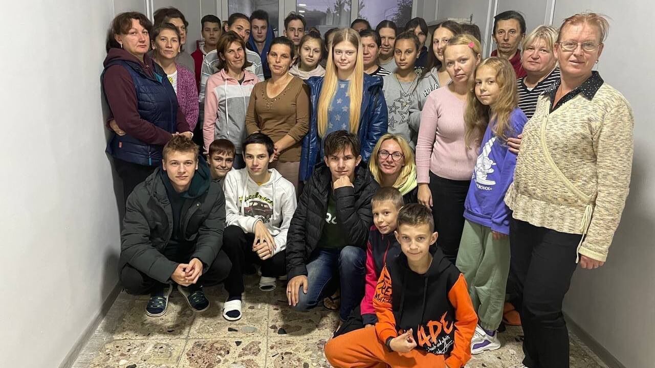 Додому повернулись ще 37 депортованих окупантами дітей