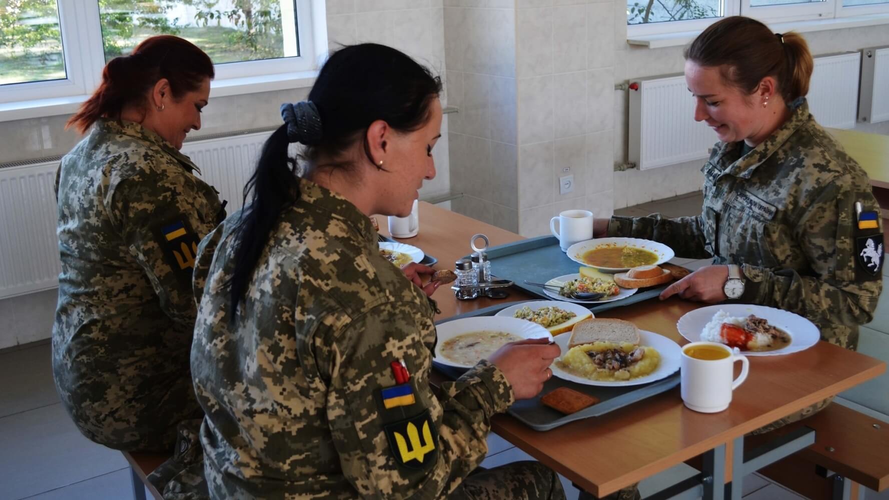 Міністр оборони анонсував запуск реформи харчування військових після скандалу із закупівлями