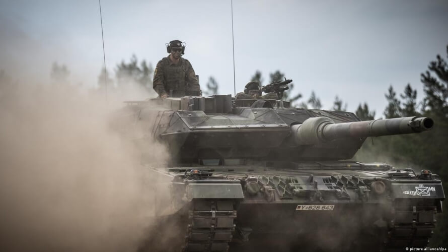 Надії Києва щодо поставок нового озброєння із Заходу: зелене світло Штатів та Німеччини на поставку танків