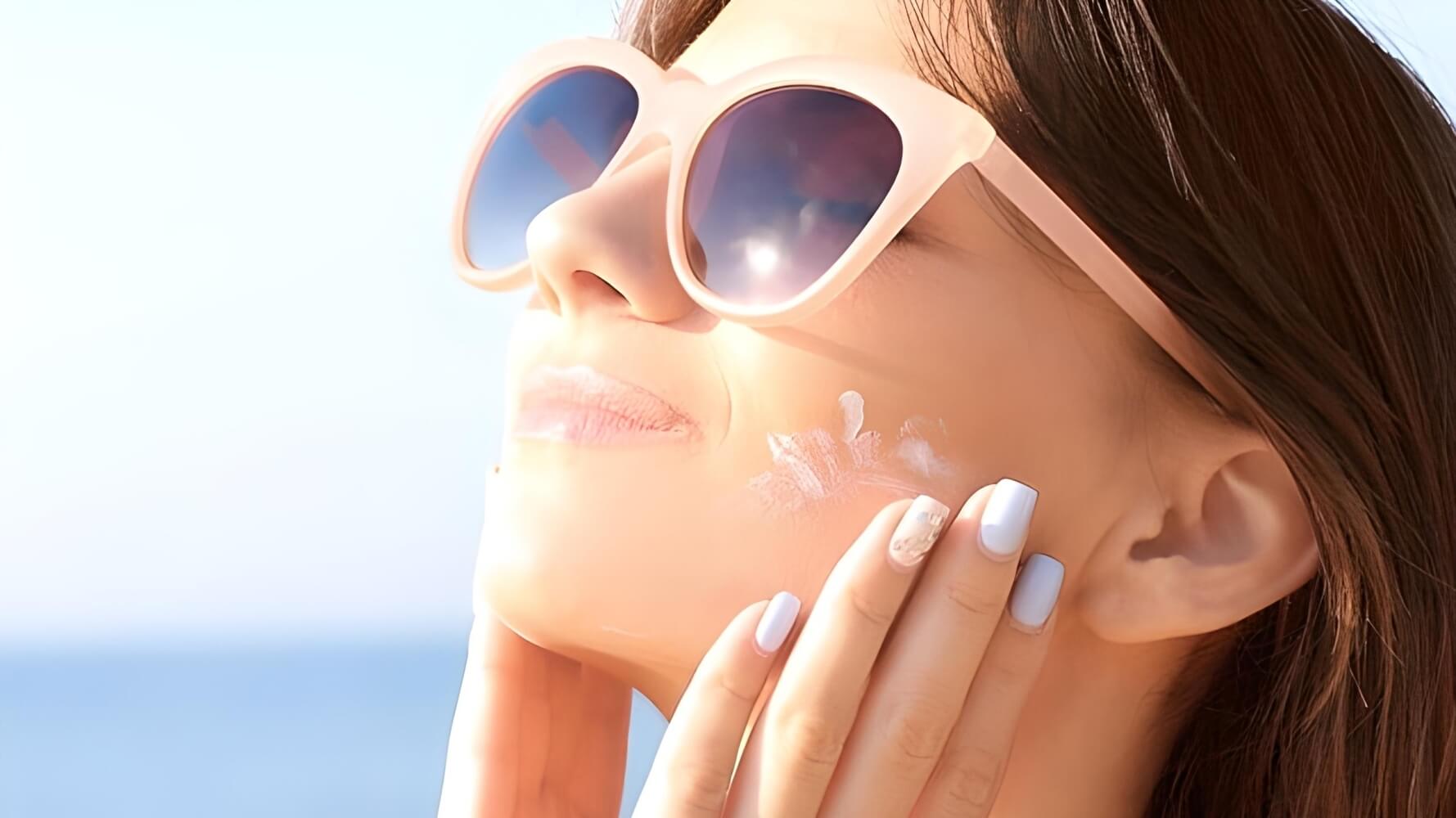 Навіщо потрібно захищати шкіру від сонця?