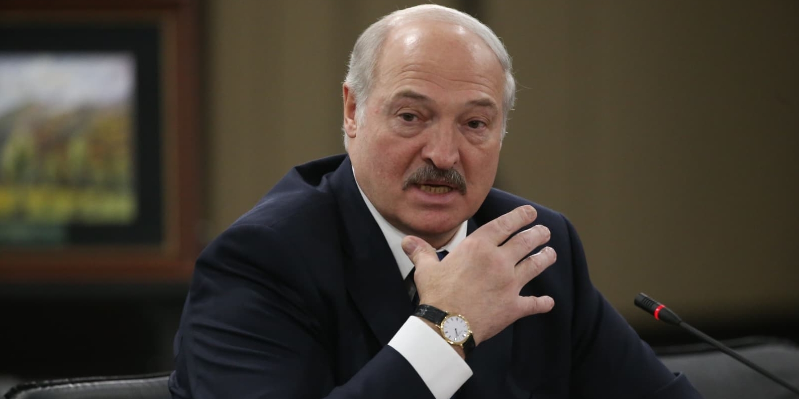 Лукашенко відключив інтернет у Білорусі. Інтерв’ю розкриває причини