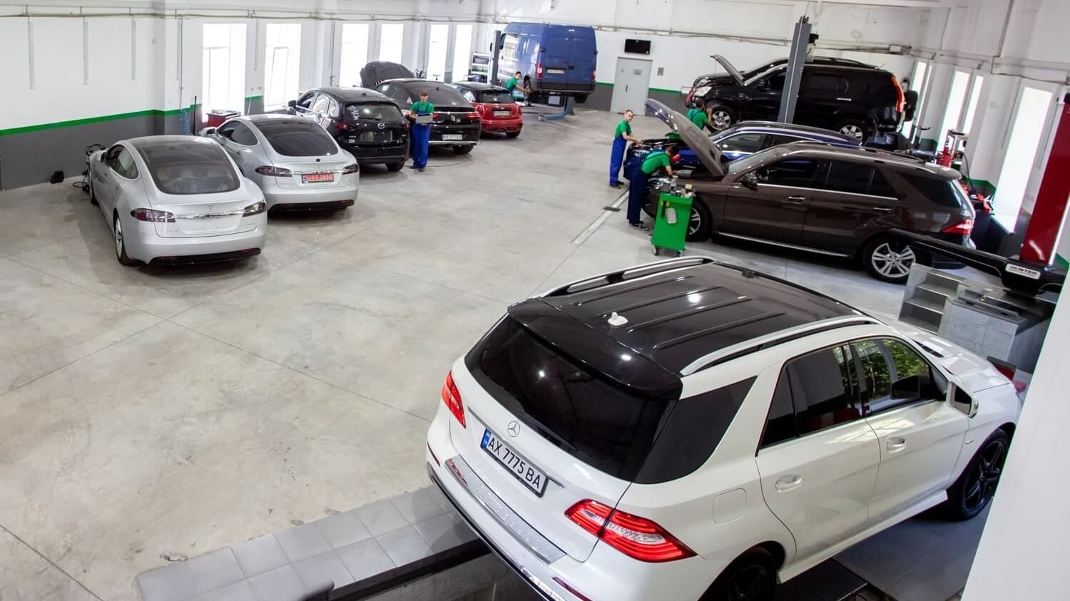 СТО Elcars: професійний ремонт та техобслуговування автомобілів в Києві