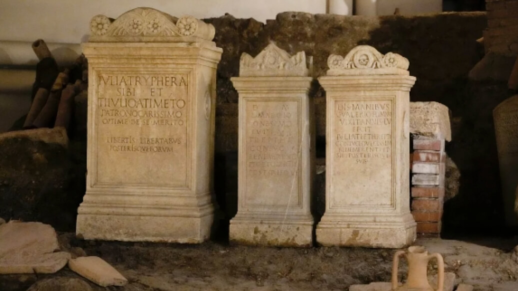 Ватикан відкриває доступ до прихованого римського поховання