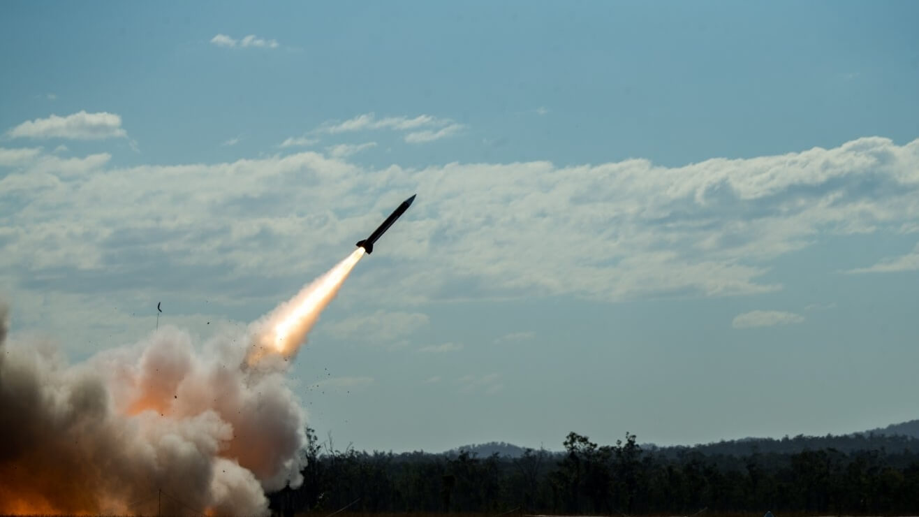 Ворог виготовить понад 215 тисяч авіаційних бомб та некерованих ракет: плани рф на 2024 рік