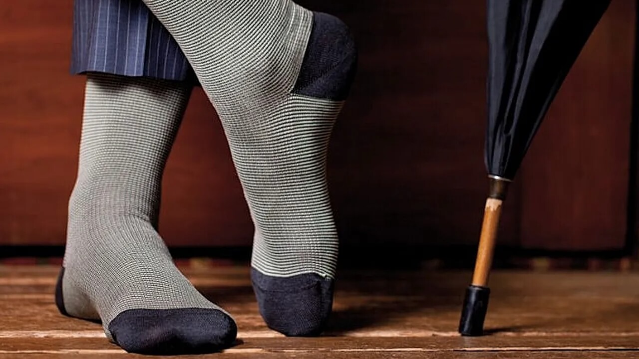 Почему у мужчин должно быть больше носков чем у женщин?