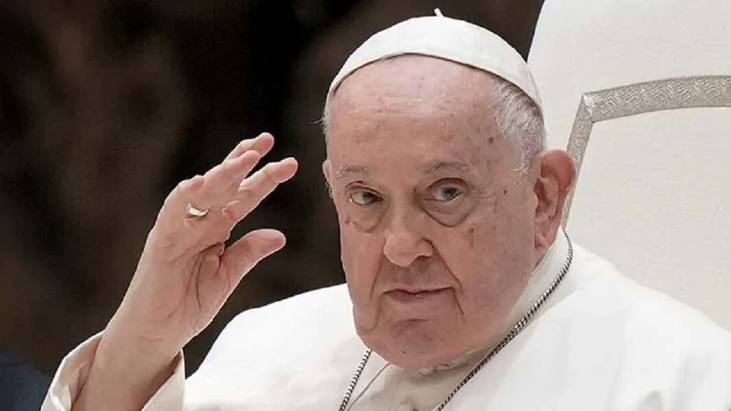 Папа Франциск закликав до припинення вогню на всіх фронтах
