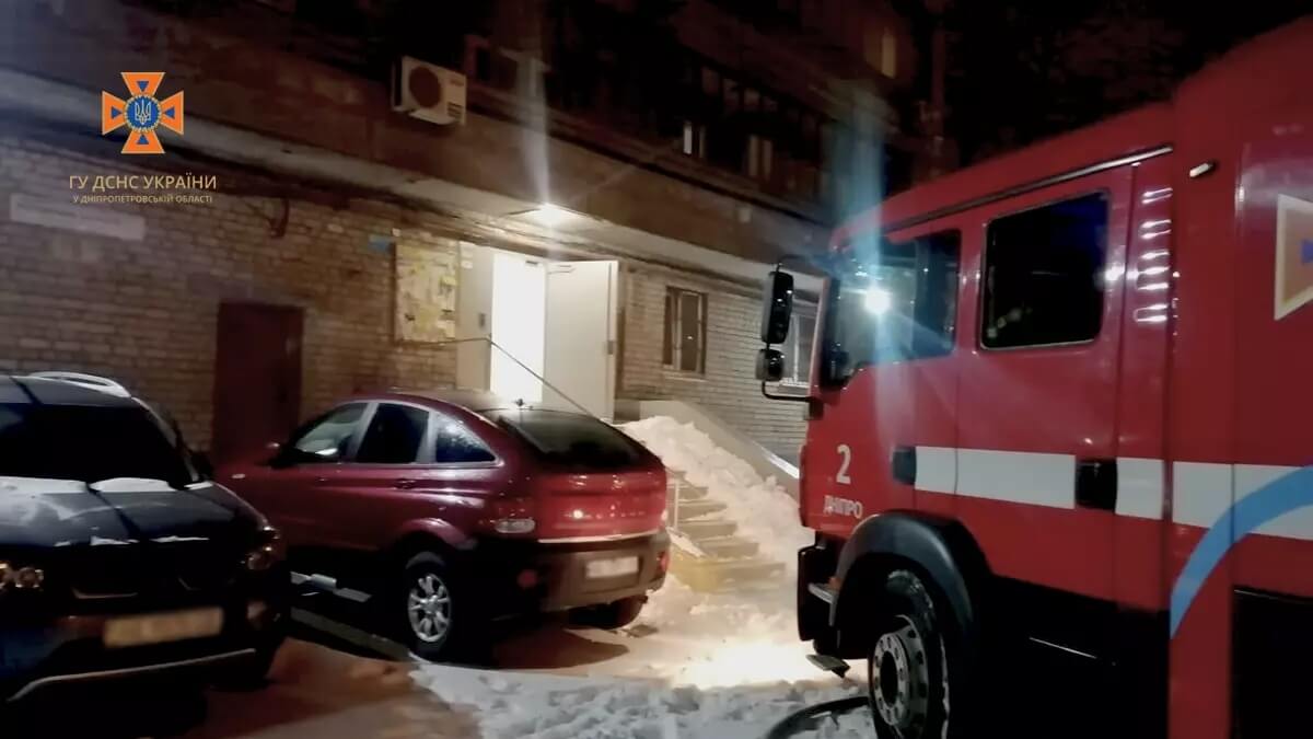 У Дніпрі внаслідок пожежі у квартирі загинула жінка