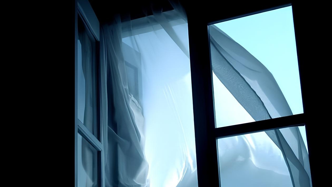 Самогубство у Дніпрі: чоловік пригнув з вікна