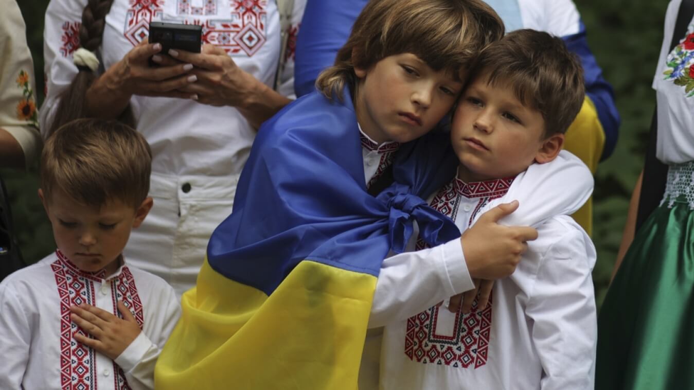 Росія насильно депортує українських дітей: масштабна трагедія