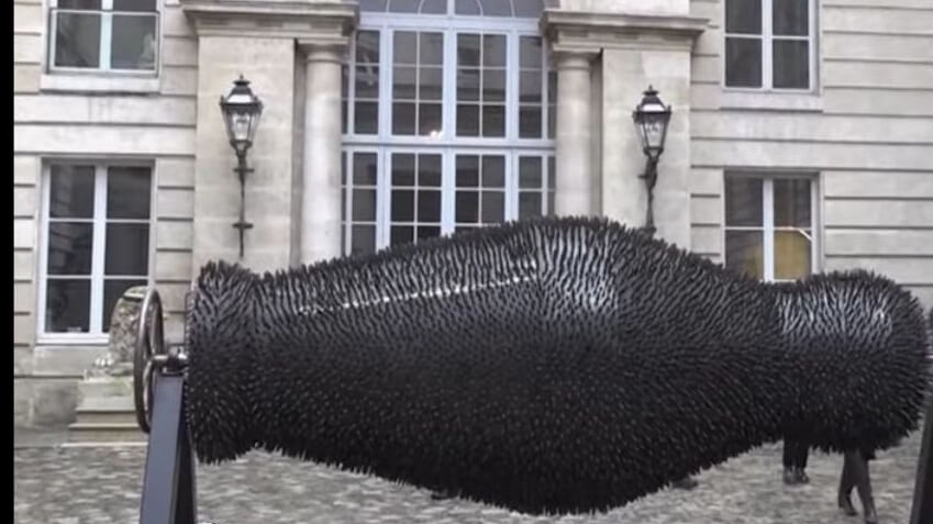 Париж Досліджує Зло: виставка скульптур Михайла Реви у Франції