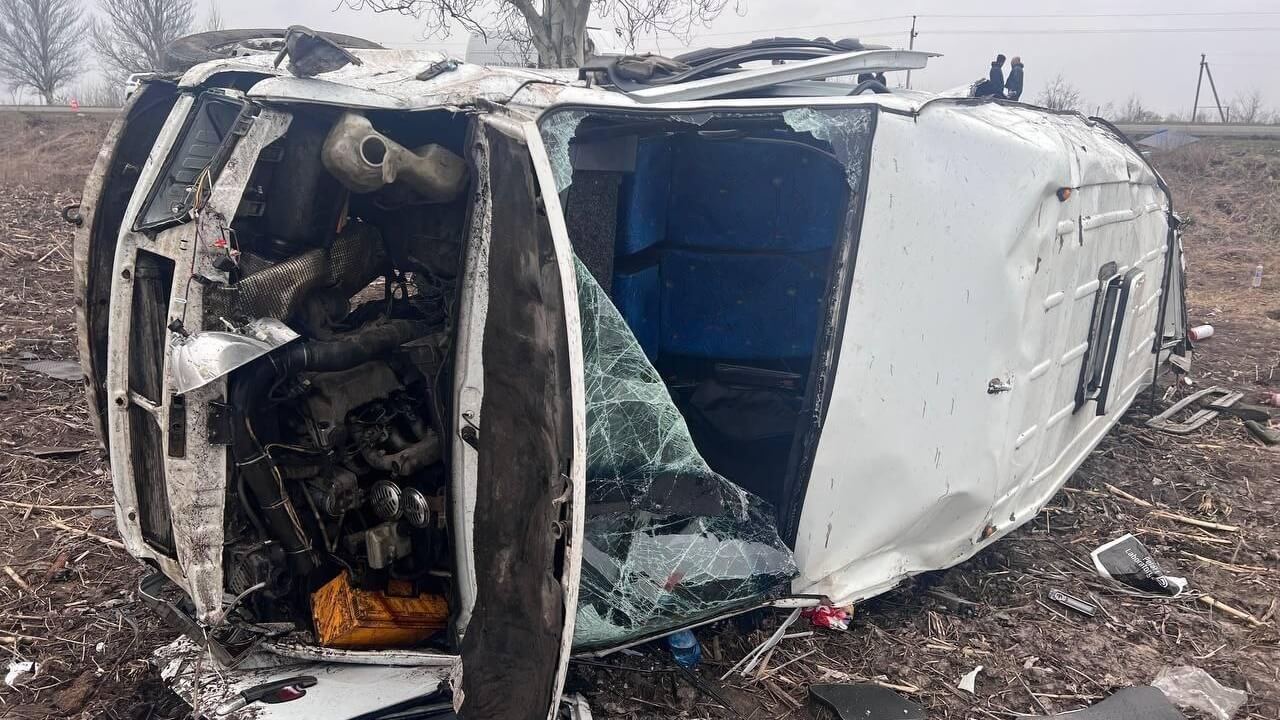 Пятеро постраждалих у жахливій ДТП з маршруткою на Дніпропетровщині борються за життя