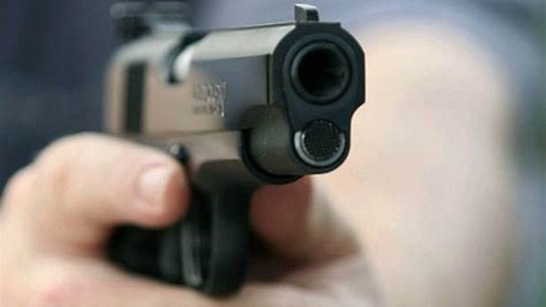 Стріляв по трамваю у Дніпрі: 39-річному чоловіку повідомили про підозру