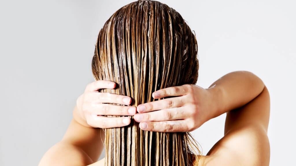 Метод миття волосся пре-пу: секрети сяючого волосся