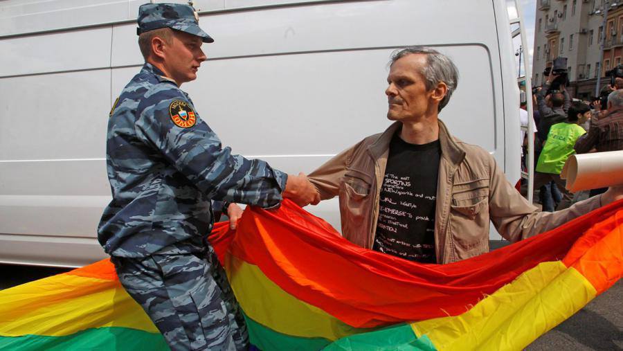 Блогер та ЛГБТ-активіст Олександр Хоц у «записках екстреміста»