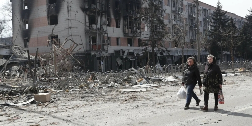 У Маріуполі росіяни зносять будівлі, де можуть бути тіла загиблих