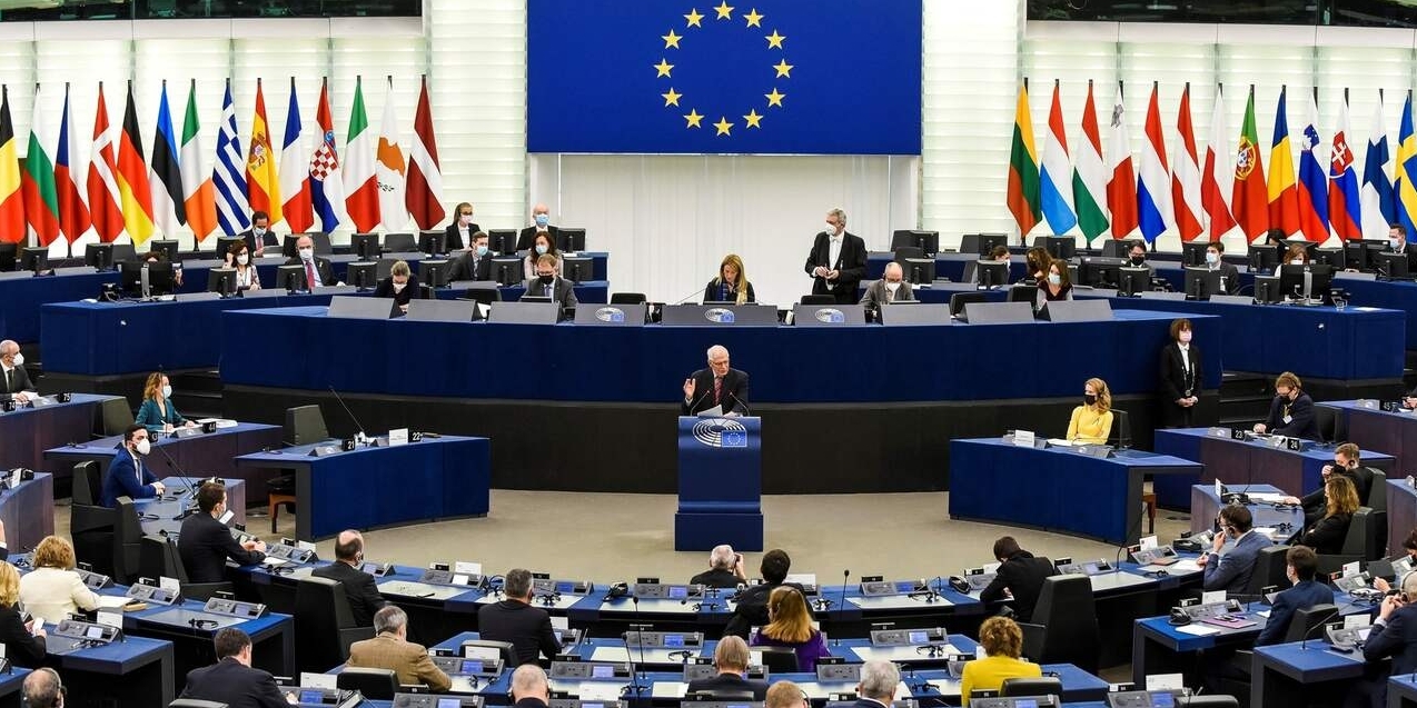 Європарламент рекомендуватиме надати Україні статус кандидата в ЄС у червні